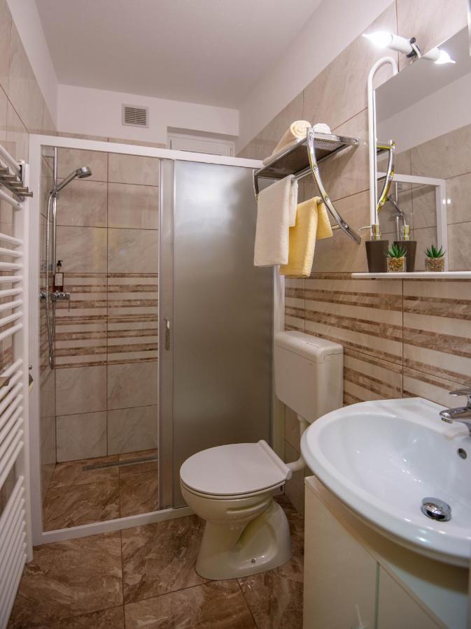 Apartments Vrenjak 2 Portorož Dış mekan fotoğraf