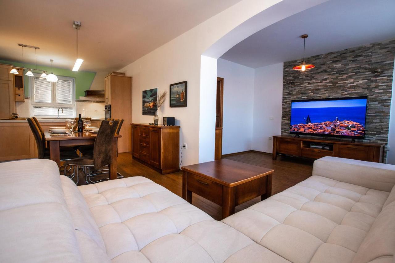 Apartments Vrenjak 2 Portorož Dış mekan fotoğraf