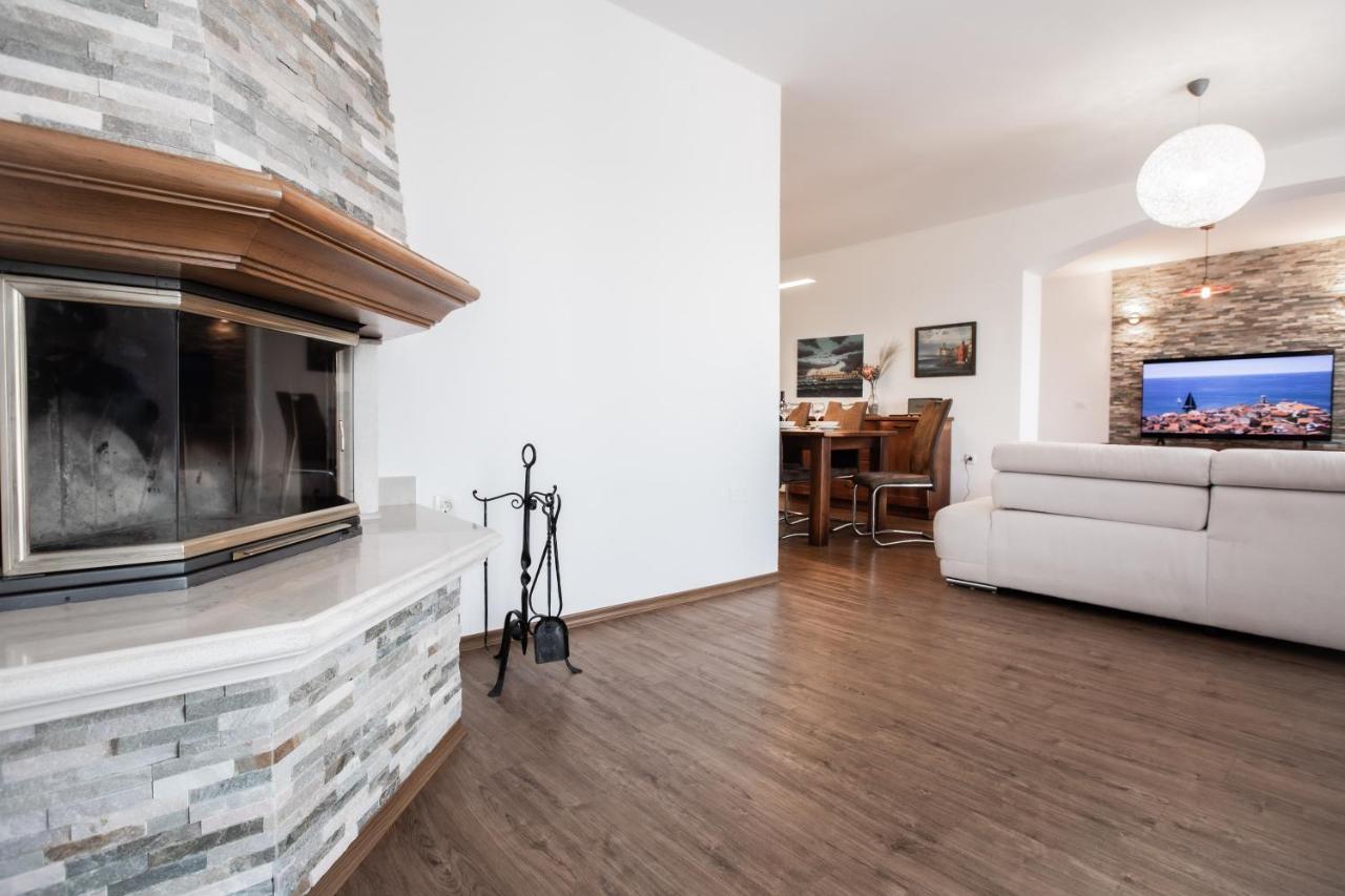 Apartments Vrenjak 2 Portorož Dış mekan fotoğraf